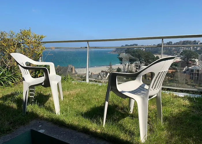 Appartement Avec Terrasse Vue Mer Plage De Trestraou A Perros-Guirec- Ref 904